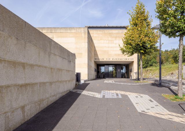 Vue extérieure du Musée des automates à musique de Seewen