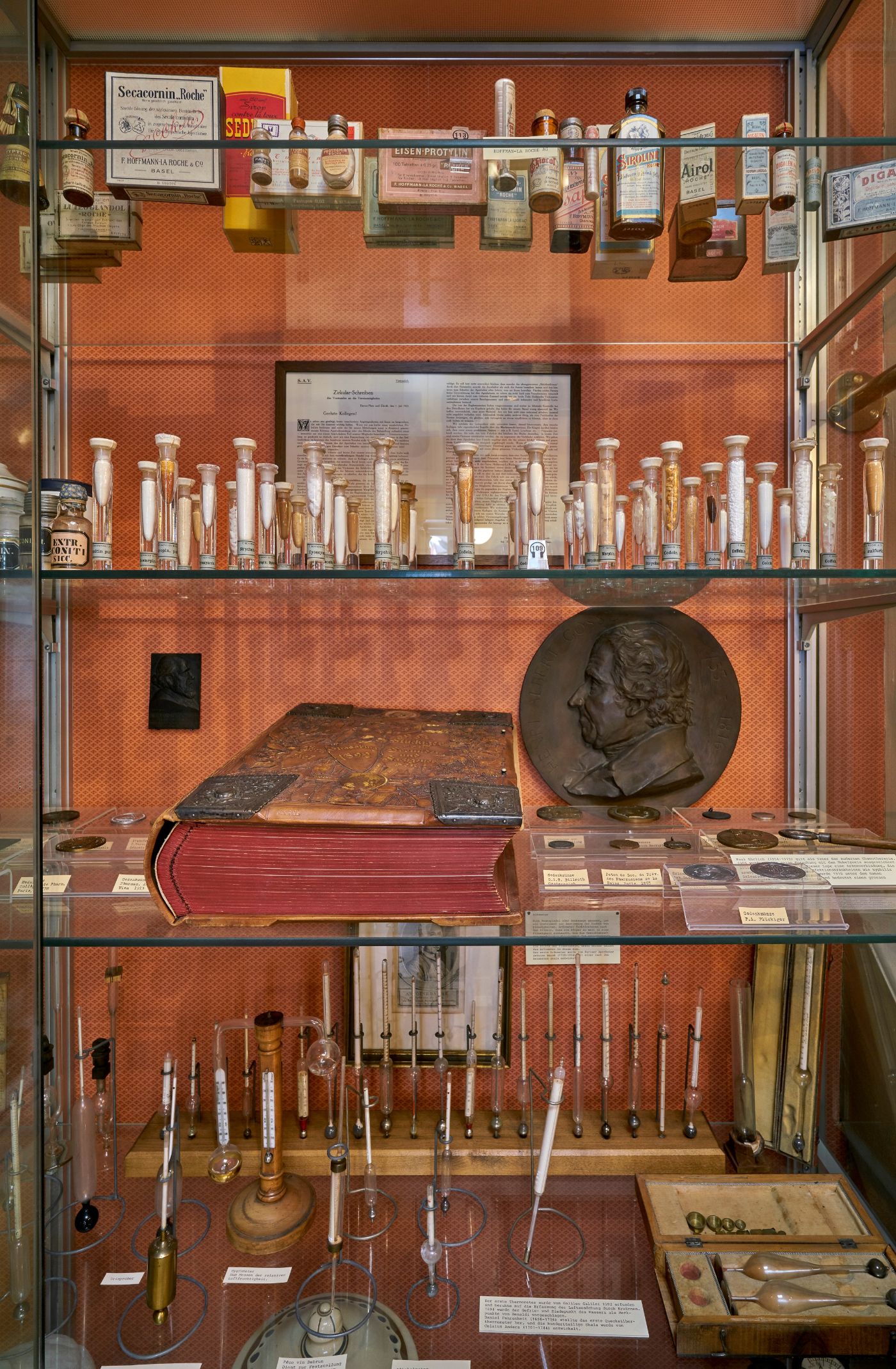 Alkaloide, Nobelpreis Reichstein, Roche Medikamente (Sirolin, Airol Valium etc.)