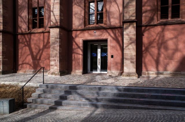 Aussenansicht des Ausstellungsraum Klingental