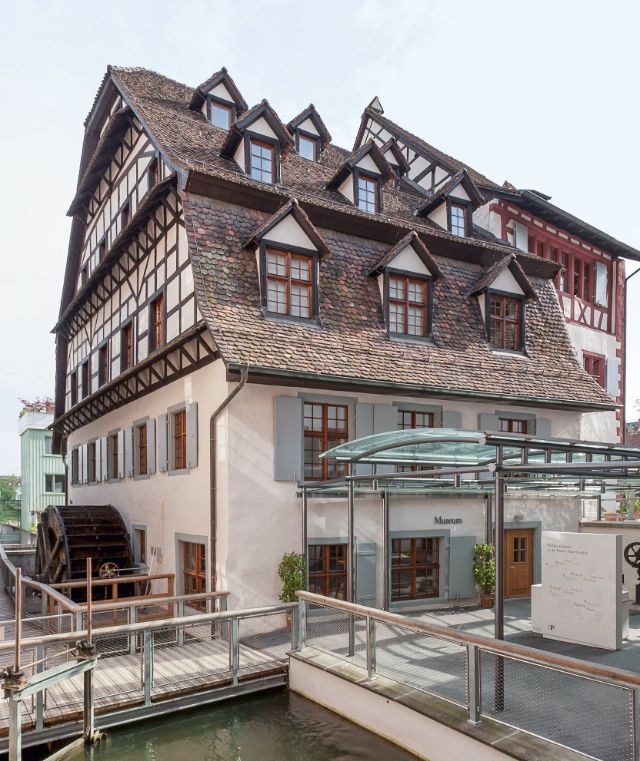 Aussenansicht der Basler Papiermühle